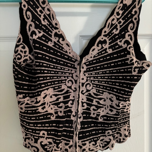 Beautiful Evening Halter Top from Cartise International - Picture 8 of 9